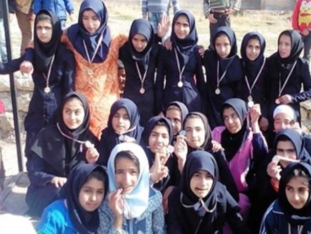 دانش‌آموزان روستای نیسیاق 21 مدال رنگارنگ کسب کردند