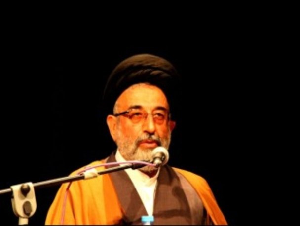 جمهوری اسلامی ایران نظامی متکی بر رای مردم می باشد/ مطلق‌گرایی مخالف قانون اساسی است
