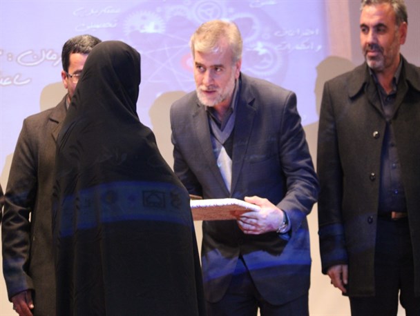 جشنواره مبتکرین و مخترعین استان زنجان در ابهر برگزار شد