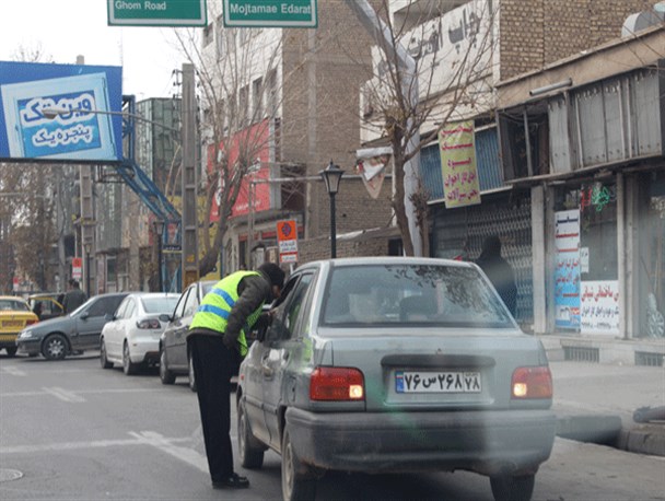پول رنگ و معنای تابلوهای راهور را نیز تغییر داد
