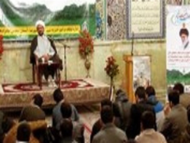 همایش یاوران وقف در حرم امامزاده شاهرضا/ تصاویر