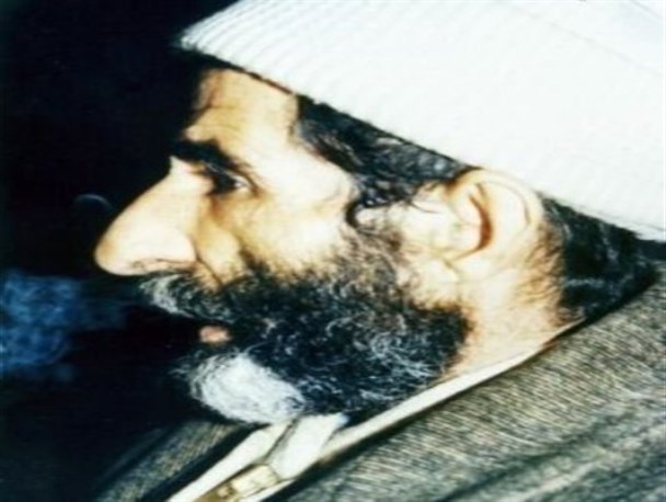 پارچه سرایی که معراج مسئول بسیج بازار سنندج شد