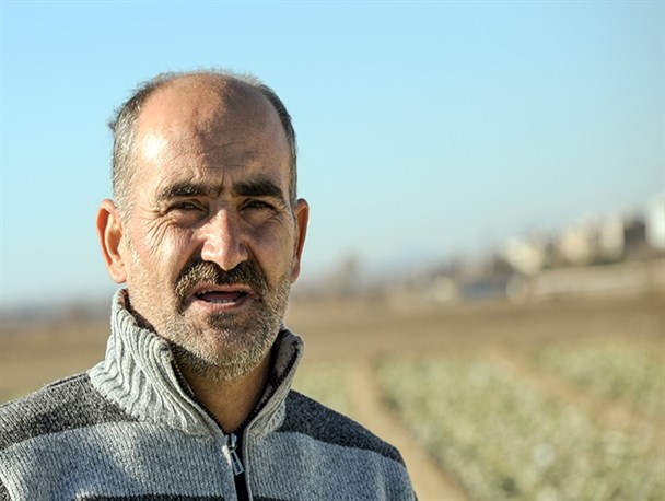 سرما حاصل زحمتم را نصیب گوسفندان کرد/ گفتند هر وقت دولت سرمایه گذاری کرد، بیا!