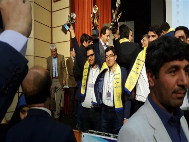 دو نابغه جوان بهبهانی توسط وزیر علوم تجلیل شدند + تصاویر