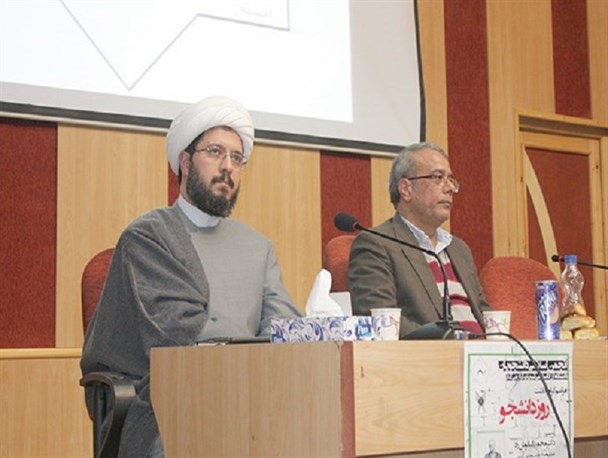 حمایت عجیب محمدعلی آهنگران از یکی از سران فتنه  / کیانوش راد: جای سوال دارد که چرا باید روشنفکران به صورت زنجیره ای به قتل برسند