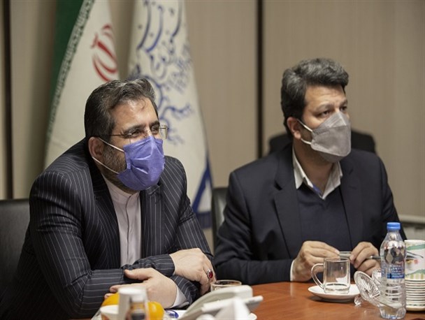 سیاست قطعی ما حمایت از سینماگران انقلابی است