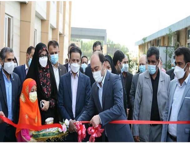 گشایش نمایشگاه فرصت‌های شغلی مهارت محور در بندرعباس/ ترکیبی از هنر و حرفه در این نمایشگاه به نمایش درآمده است