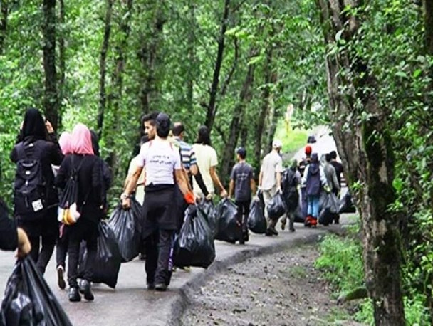 نریختن زباله باید به یک فرهنگ تبدیل شود/ تداوم نهضت پاکسازی شهرها و جاده‌ها از زباله‌ در مازندران