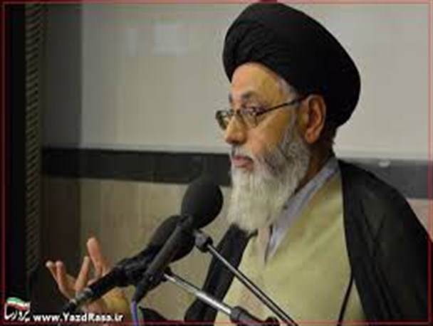 روحانیون باید نقش مؤثری در ترویج فرهنگ اهدای خون داشته باشند
