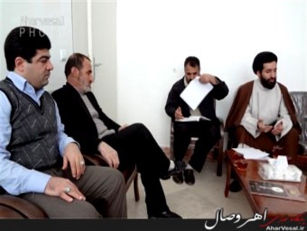 اعضای کانون مداحان وشعرای آیینی شهرستان اهر انتخاب شدند