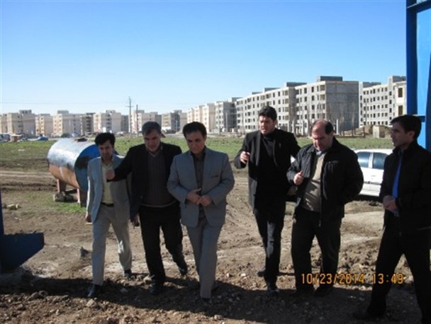 بازدید مدیر کل ورزش و جوانان استان از پروژه سالن ورزشی چند منظوره مسکن مهر شهید نژاد رضایی