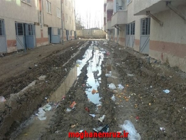 عکس/ وضعیت ناگوار مسکن مهر بیله سوار