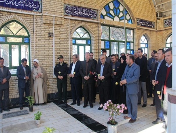 مراسم استقبال وادای احترام استاندار خراسان شمالی به مقام شامخ شهدای والامقام شهرستان اسفراین