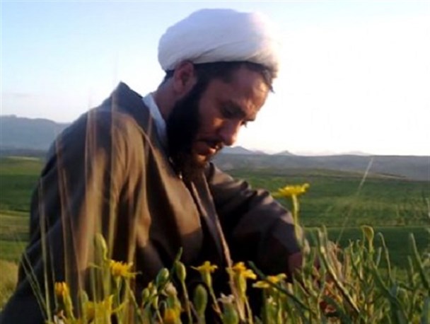 تپه های ماسه ای ورزنه خورشیدی پشت ابر/ مخالف تفریح سالم نیستم