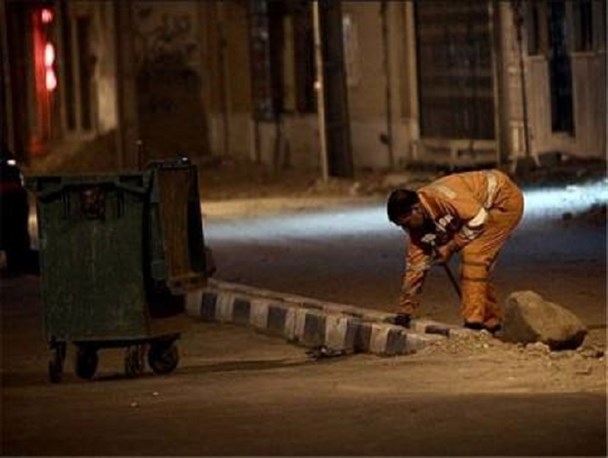 حقوق 8ماه کارگران شهرداری ایذه پرداخت نشده است/ 100خانواده چشم انتظار حقوق عقب افتاده