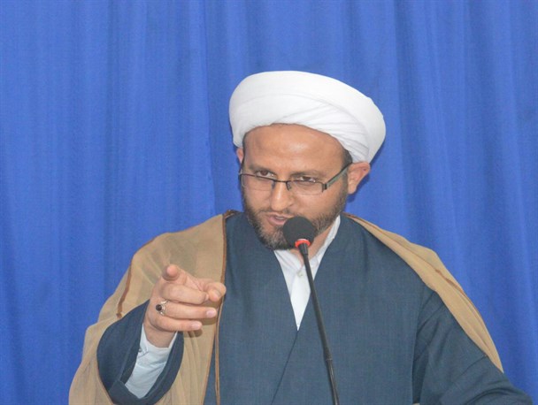 کسانی موجب مظلومیت هاشمی شدند که وی را عالیجناب سرخ پوش نامیدند