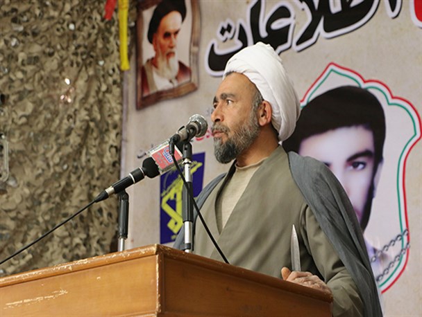 آیت الله هاشمی از مبارزین وزجر کشیده های انقلاب بود