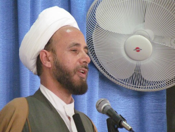 آیت الله هاشمی خدمات بزرگ و زیادی را به انقلاب اسلامی انجام داد