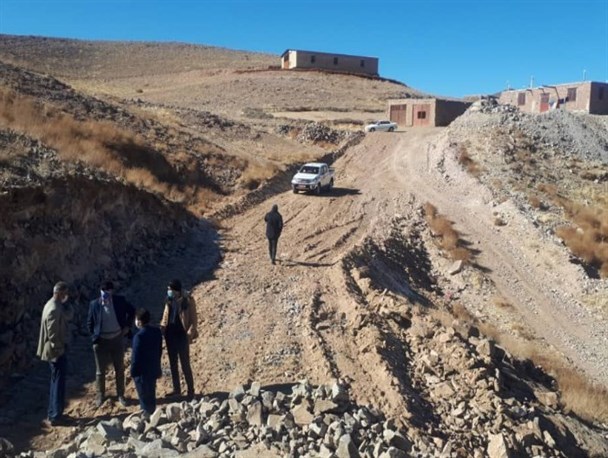 انتظار ۷ ساله مردم روستای خَلَف به ثمر نشست/ آغاز عملیات بهسازی و اصلاح مسیر ورودی روستا