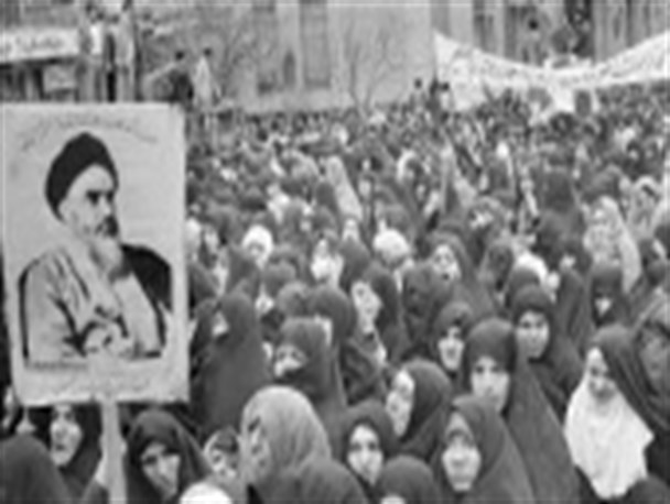 انقلاب شرایط مساعدی برای رشد و بالندگی بانوان مهیا کرد/ حضور دختران و بانوان ورزشکار در میادین ورزشی یکی از بزرگترین نعمتهای انقلاب است