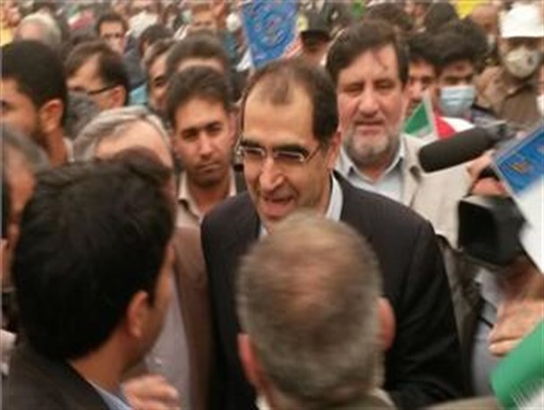 مراکز درمانی بدون دریافت هزینه مردم را مداوا کنند/خوزستان باید مجهز به دستگاههای پیش بینی طوفان گردوخاک شود