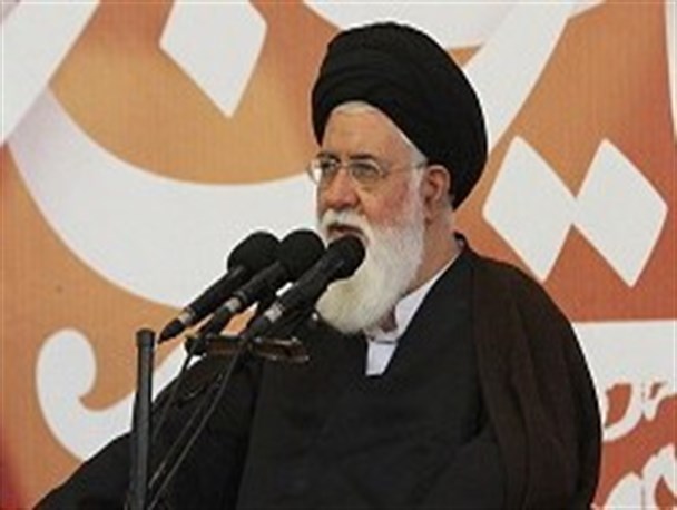 راهپمایی ۲۲ بهمن از منظر قرآن عمل صالح است/ رهبر هوشمند لغو یک مرحله ای تحریم ها شر اصلی قرار دادند
