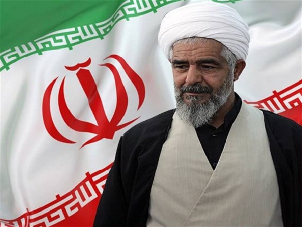 دولتمردان کمتر شعار و وعده بیخود به مردم بدهند/وادادگی دولت موجب تصورات معکوس دشمن می شود