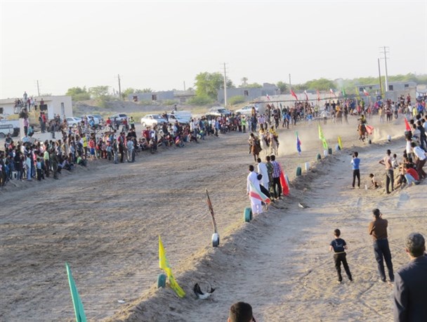 برگزاری دهمین دوره مسابقات کورس اسب دوانی قهرمانی هرمزگان در میناب