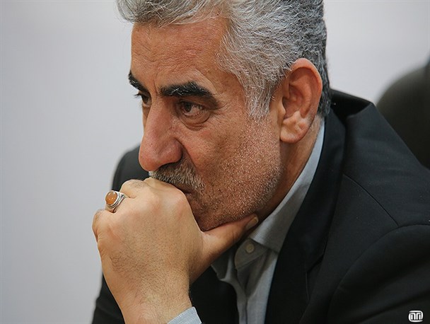 رکود، میهمان ناخوانده بسیاری از کارخانه های تولیدی کشور شده است/ دولت بسته حمایتی در اختیار شرکت های نیمه فعال خصوصی قرار دهد