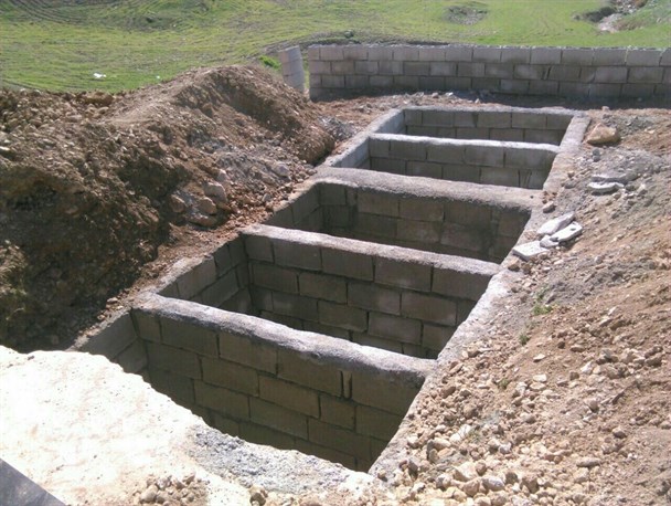 مردمانی در باغملک که قبر خود را زودتر کندند+تصاویر