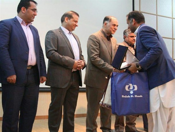 موفقیتی تازه برای سیمان خاش/ کارکنان سخت کوش شرکت سیمان خاش در جشنواره استانی امتنان خوش درخشیدند