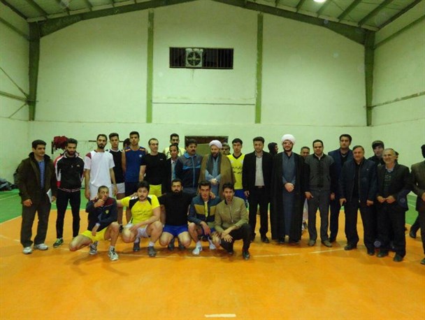 قهرمانی دلند در مسابقات والیبال جام فجر شهرستان رامیان+ تصاویر