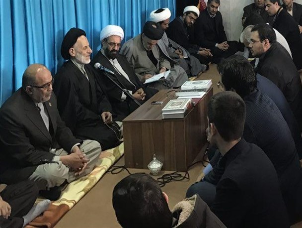 لزوم همراهی ایمان و علم در کنار یکدیگر/ علم ضمانت اجرایی ندارد