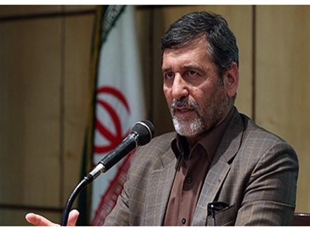 برخی از کسانی که از نسل انقلاب هستند روح طاغوتی خود را نکشته اند/ عده ای از مبارزان سگ زنجیری استکبار شدند
