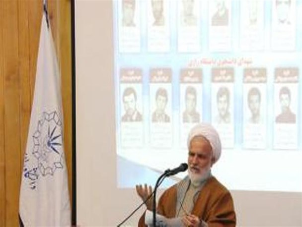 هزاران اتاق فکر آمریکا به دنبال سست کردن بنیان خانواده در ایران است/ رشد آسیب های اجتماعی نگران کننده است