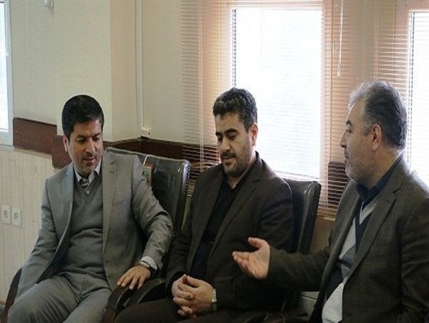 انتقاد مدیرکل زندانهای استان اردبیل از برچیده شدن سنت ریش سفید منشی در جامعه