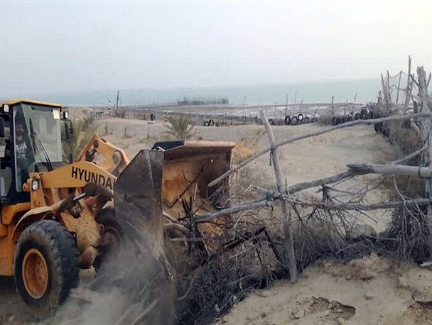 آزاد سازی ۴۰ هکتار از اراضی ساحلی در جزیره هرمز