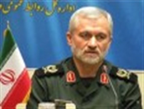 حلقه های صالحین جوانان را در مقابل توطئه‌های دشمنان بیمه می‌کند