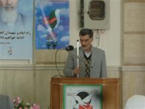 وصیت نامه شهدا چراغ راه هدایت مسئولین است