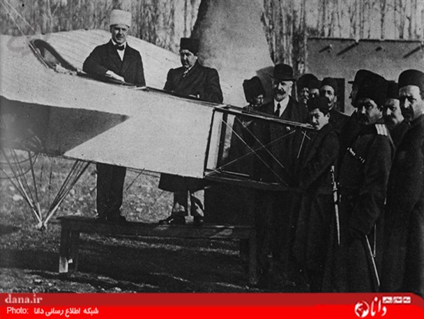 تصویر/احمدشاه و اولین هواپیما در ایران