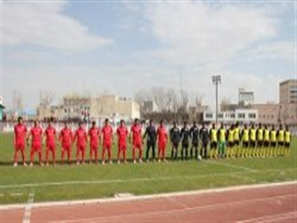 باخت پرگل آلومینیوم هرمزگان در اردبیل/ شهرداری اردبیل به دو قدمی صدر جدول رسید