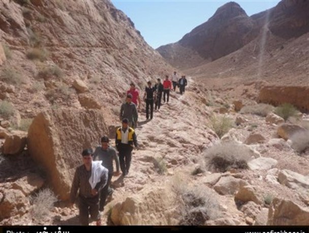 همایش کوهگشت در دره چرم برگزار شد