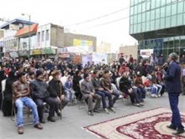 ویژه برنامه «گذر نوروز» در زنجان برگزار شد