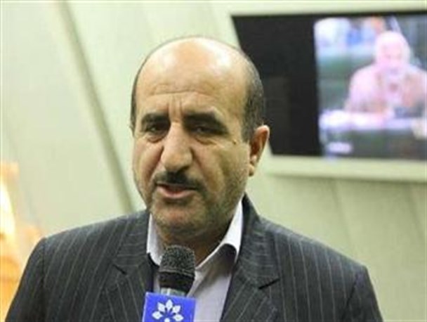 یونسی کلا پای خود را از گلیمش بیشتر دراز می کند/رئیس جمهور باید با دستیار وِیژه خود برخورد کند