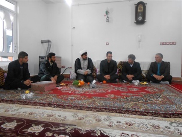 تجلیل از خانواده شهید قلی زاده در گرمی