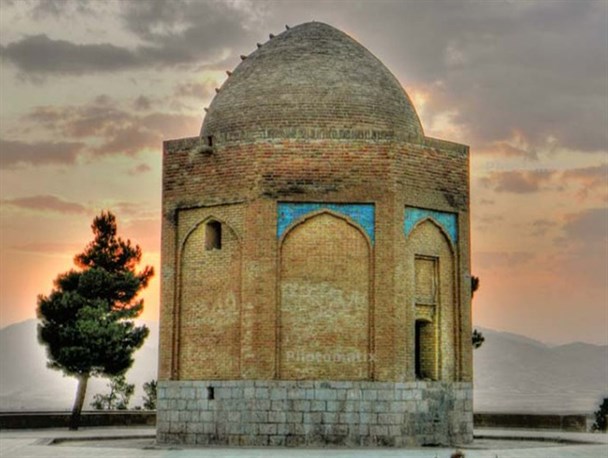 بقعه مالک از اصلی ترین جاذبه های گردشگری شهرستان سنقروکلیایی+تصاویر