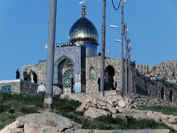 امامزاده حمزه عرب نگین زیارتی کردستان/مناطق گردشگری بیجار پذیرای مهمانان نوروزی+عکس