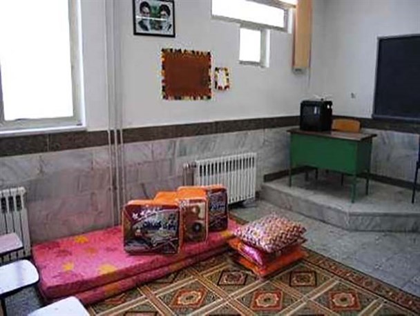مدارس بروجرد از 26 اسفند آماده اسکان مسافران نوروزی هستند