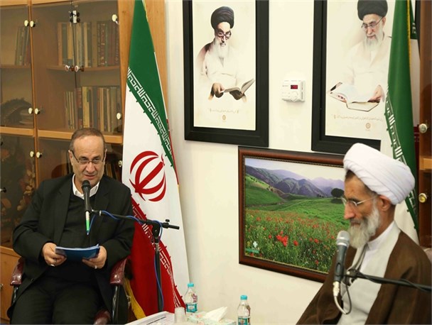 ارتباط بازاریان با مسجد روزی حلال را نصیب آنها میکند