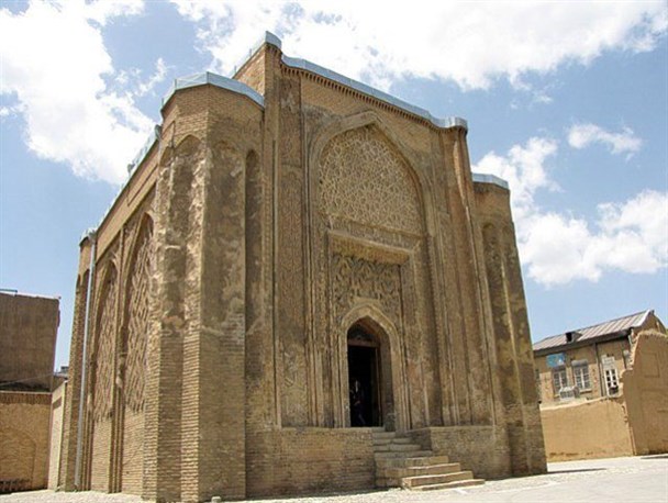 وجود ۴۰۰ شیء قدیمی در موزه مشاغل در گنبد علویان/ استقرار ۴۰ راهنمای، گردشگران در موزه‌های استان